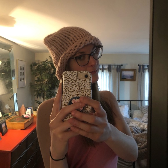 Super cute pale pink knit hat from Target! - Picture 5 of 6